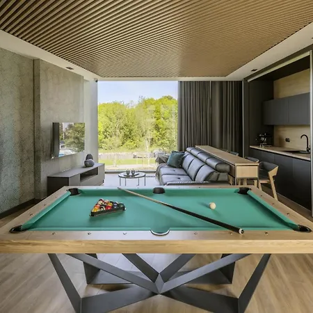 شقة Widok - Klima - Wifi - Netflix - Sauna - Darmowy Parking - Silownia - Obok Plazy - Mieszkanie Z Widokiem Na Morze 6 Osob *
